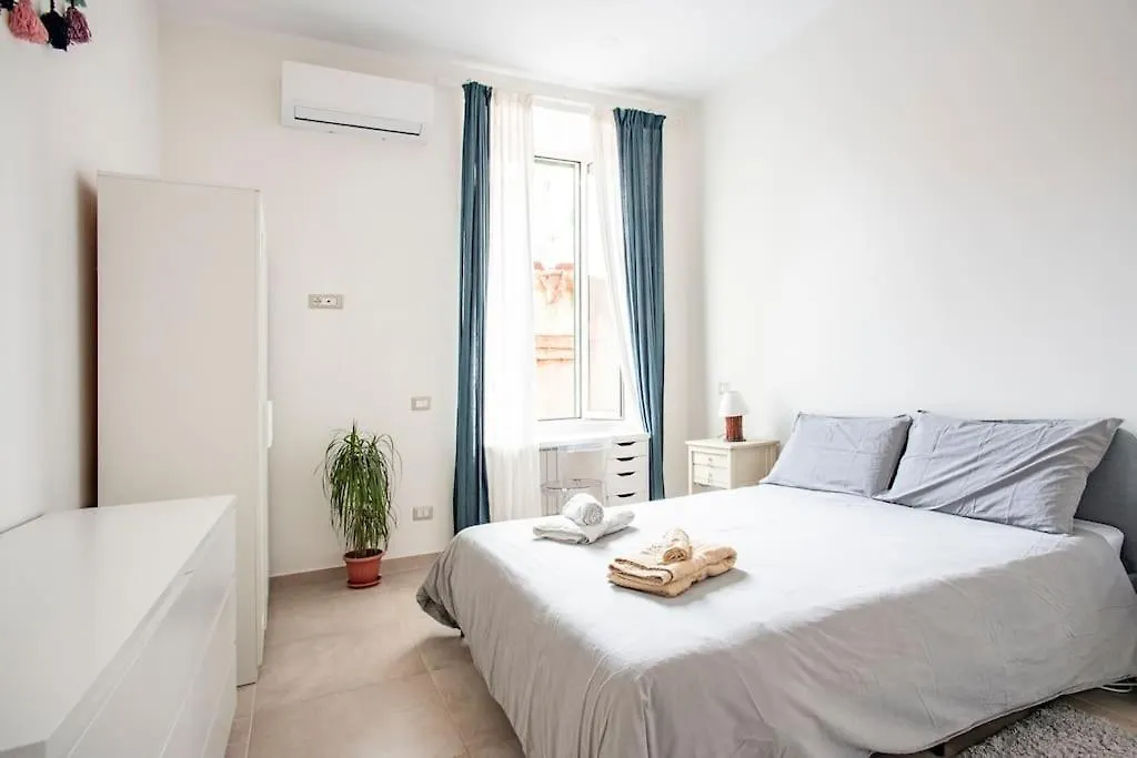 Happy Shared Apartment Napels Gasthuis