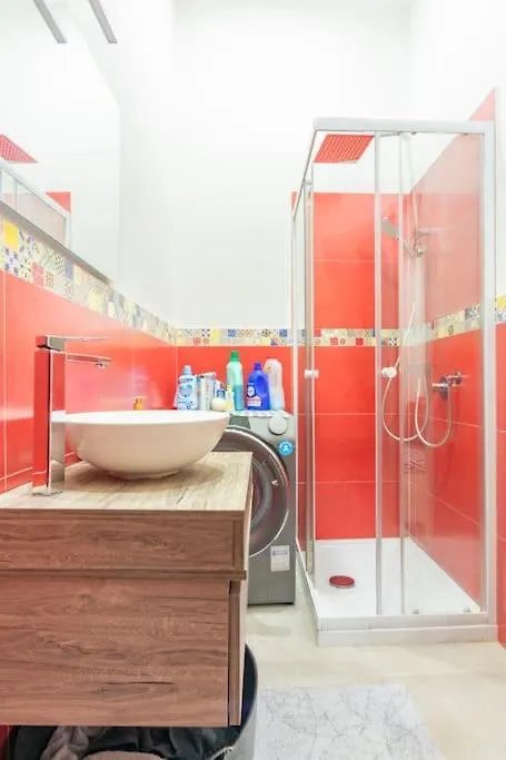 Happy Shared Apartment Naples Guest house