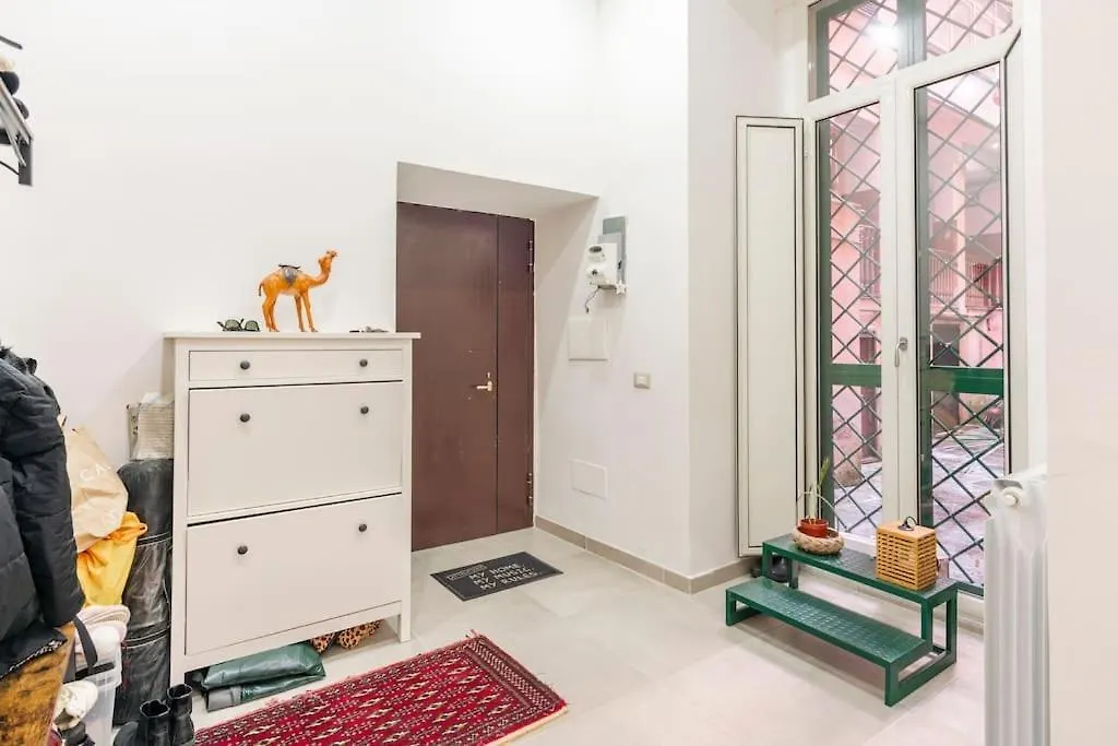 Happy Shared Apartment Naples 0*,  Italy