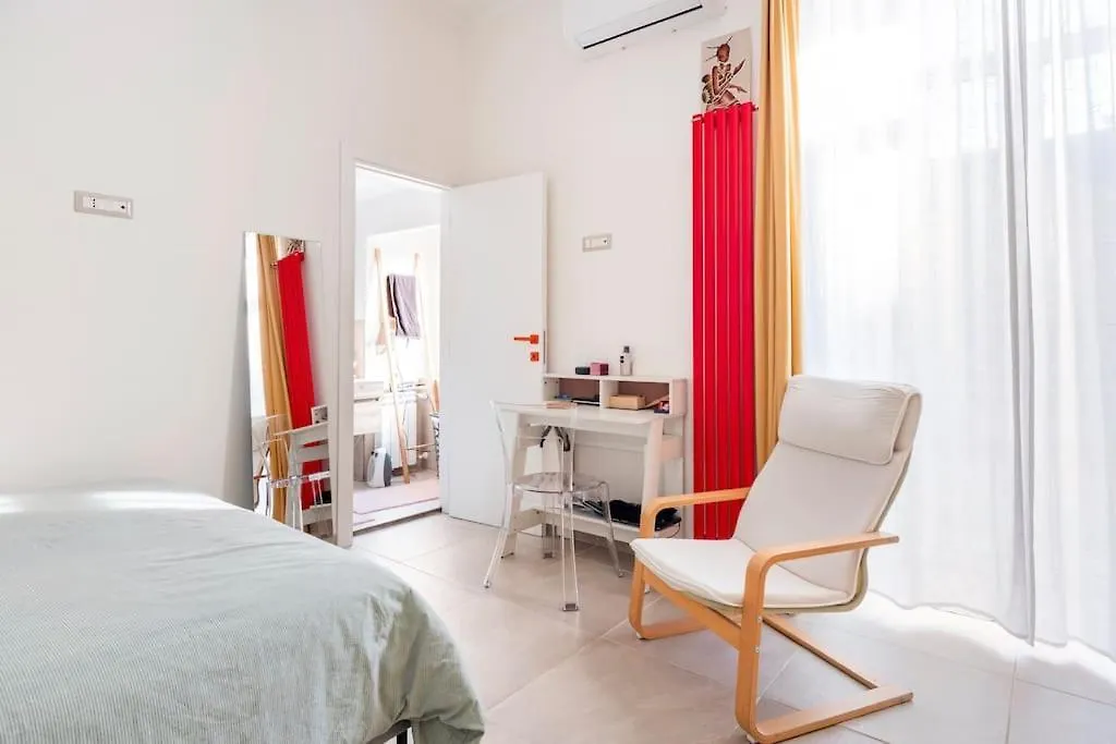 Guest house Happy Shared Apartment Naples