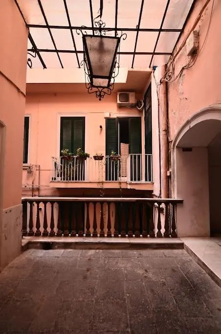 Guest house Happy Shared Apartment Naples Italy