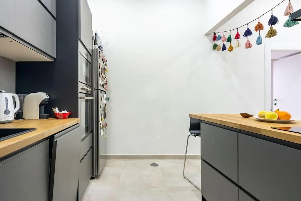 Guest house Happy Shared Apartment Naples Italy